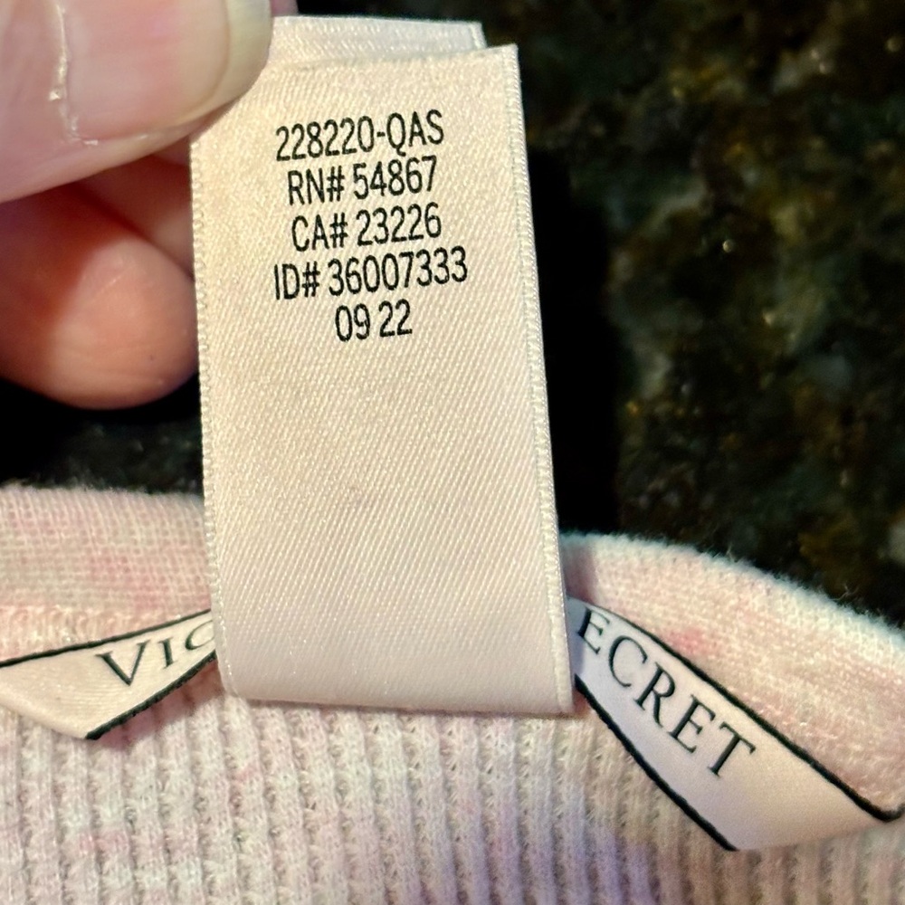 🩷Victoria’s Secret Thermal Long PJ Set in Baby Pink NWOT Jogger Pant Size XL🩷 - Picture 7 of 10